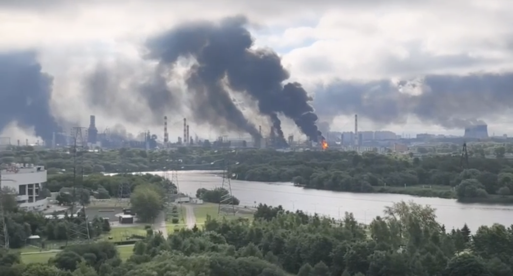 Ukraine's Largest Drone Assault Brings Putin's War to His Doorstep