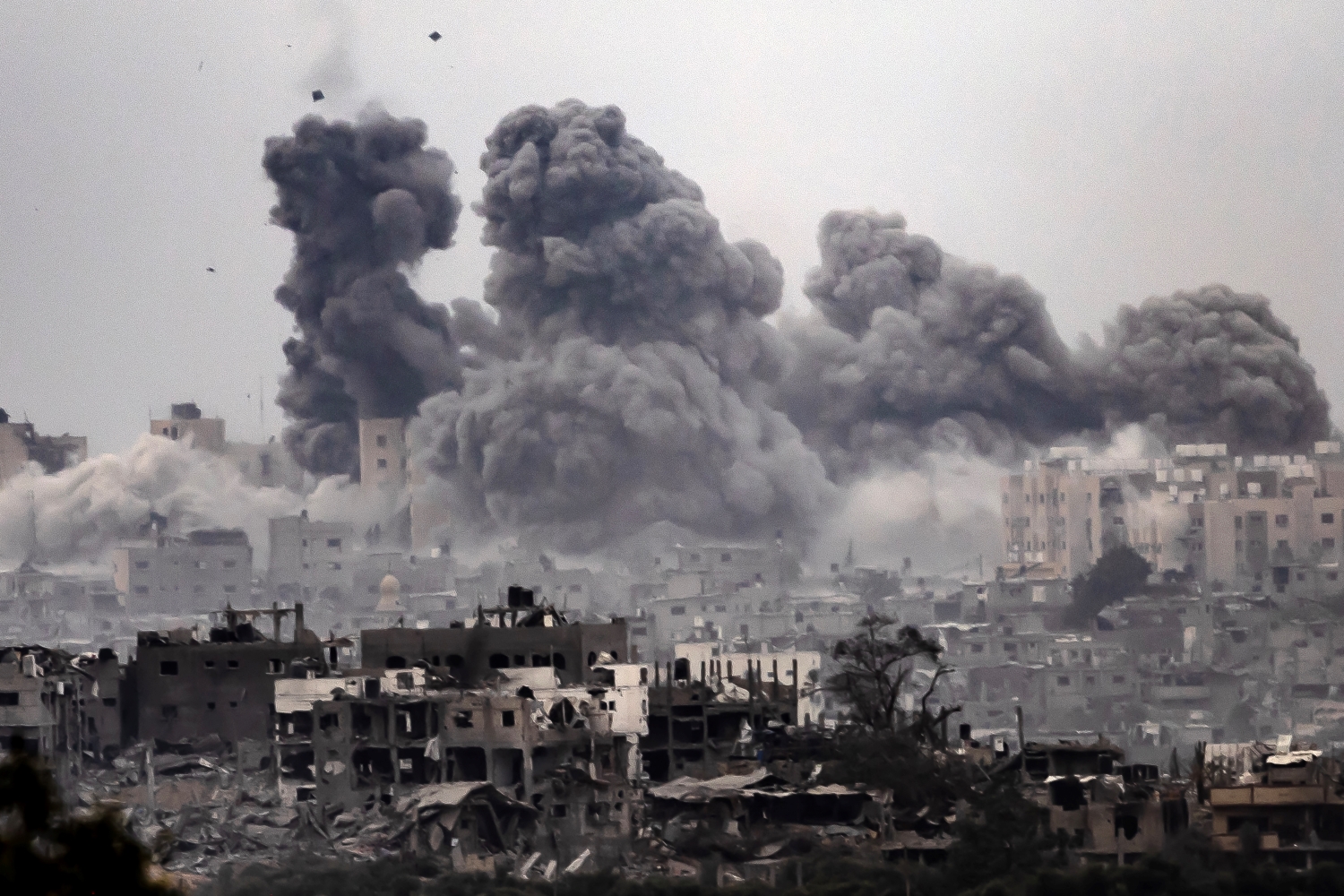 One-Sided Gaza Ceasefire Faces Further Strain As Israel Carpet Bombs Gaza Again