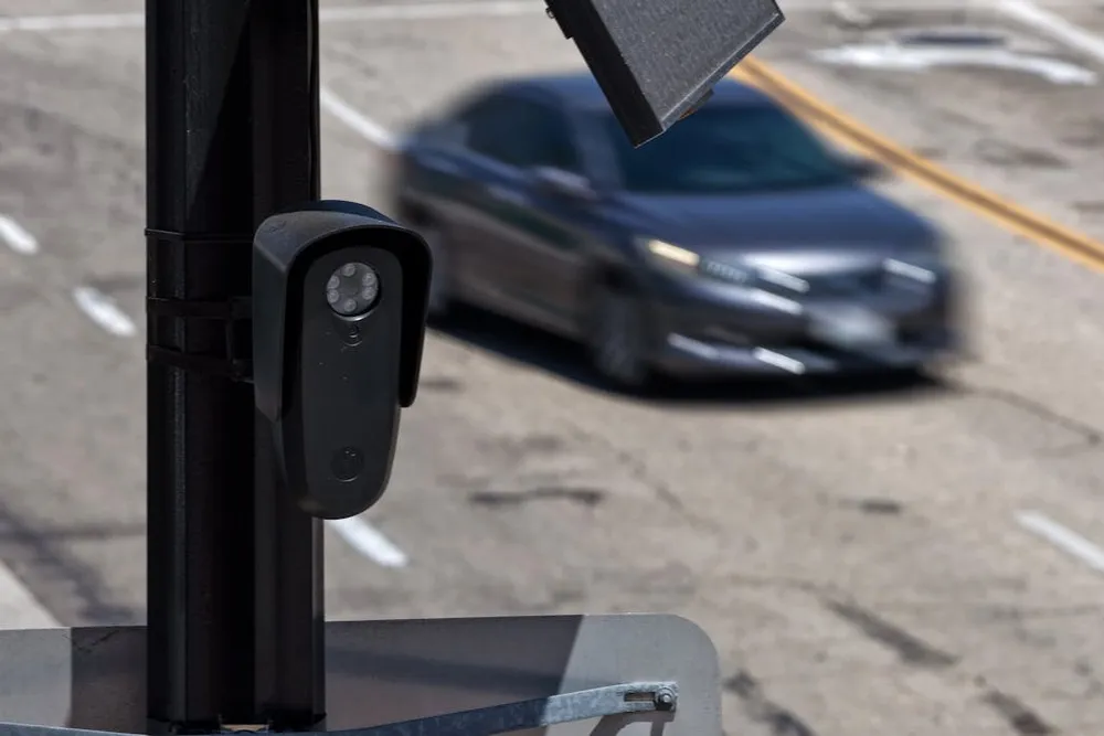 New tech adds phone tracking to license plate readers, associating devices with identifiable cars