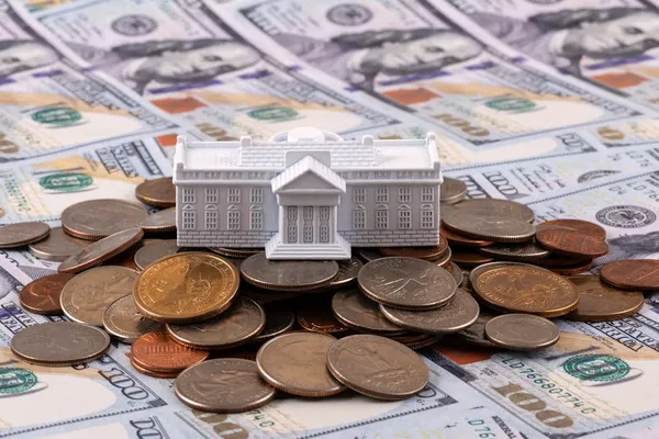 Why Democrats are amplifying corruption talk: A historical strategy for parties out of power