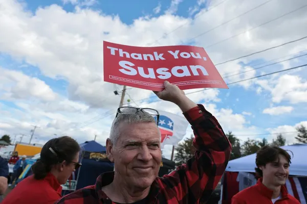 Maine Sen. Collins’ success bringing home federal funds is a perfect example of the thin line between political favoritism and effective representation